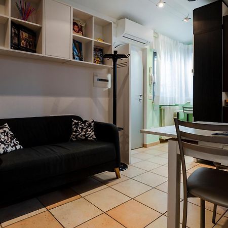 Above The Sky - Flying Apartment San Marino Buitenkant foto